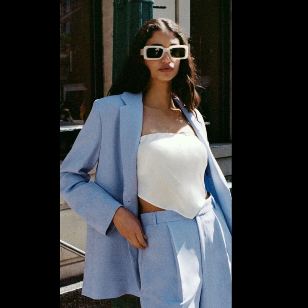 Zara Suit- 2 piece set. Medium pant, small blazer - Picture 2 of 9